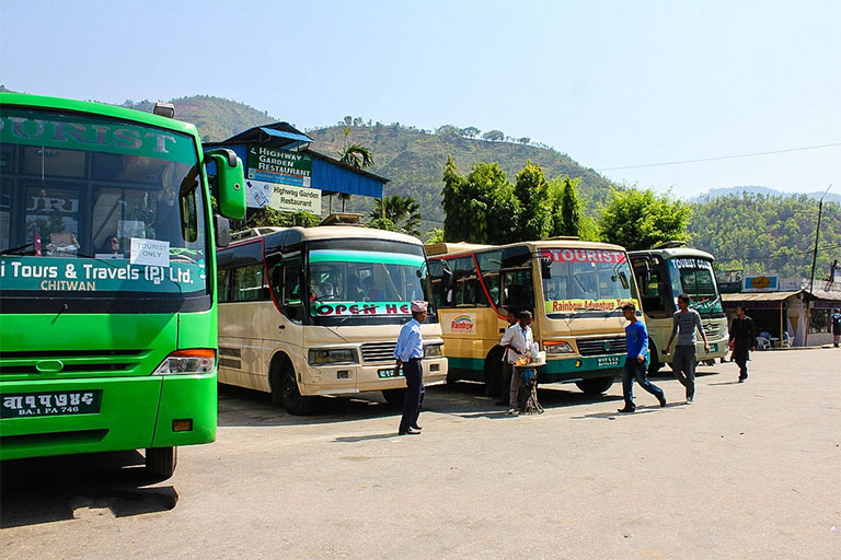 chitwan to pokhara tourist bus